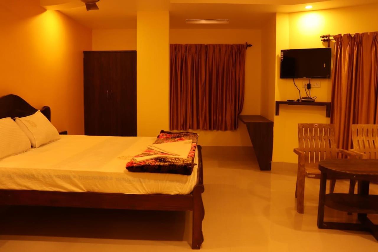 Hotel Crown Of Digha 迪卡 外观 照片